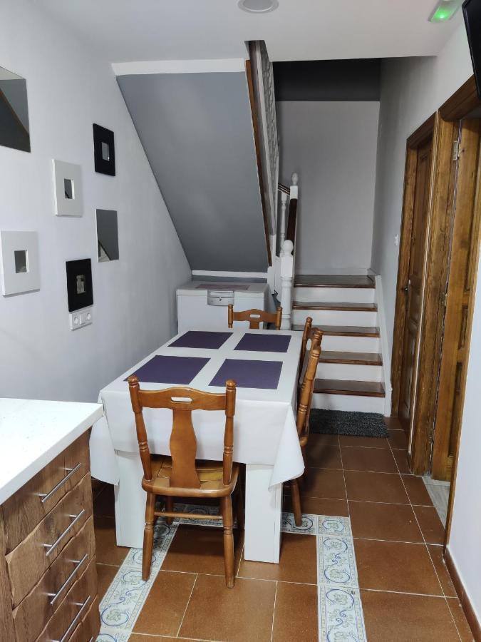 Casa Rural Apartamentos Angel Inguanzo Arenas De Cabrales 외부 사진